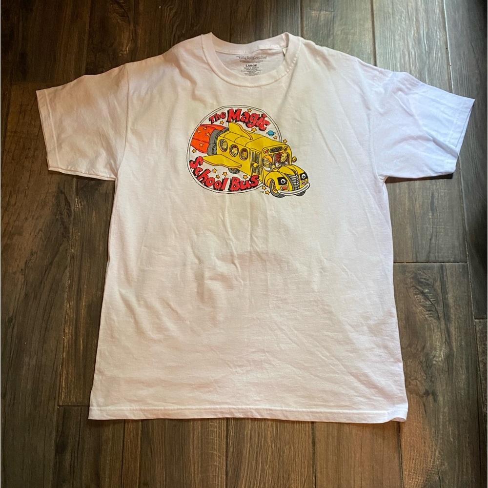 new magic school bus tee shirt